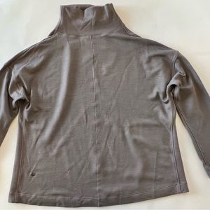 Lululemon 6 Principal Dancer Tunic Shirt